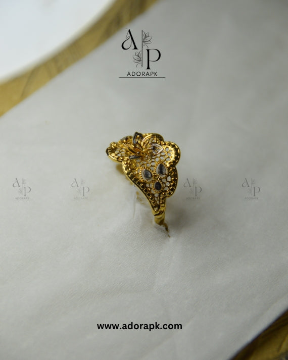 Elegance Gold Filigree Floral Ring